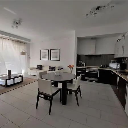 شقة Al Baltum البوفيرا